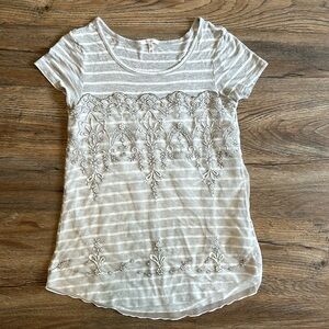 Maurices women’s shirt. Size medium.